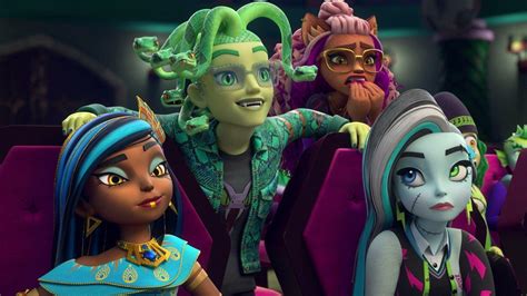 Finding Your Coven: Friendship Lessons from Monster High Witch Hitch